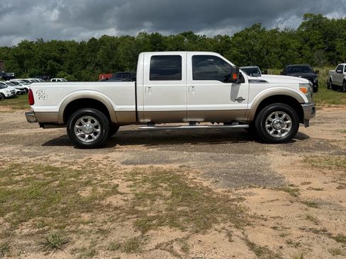 Used 2011 Ford F250 Lariat w/ Lariat Ultimate Pkg AWD/4WD image 6