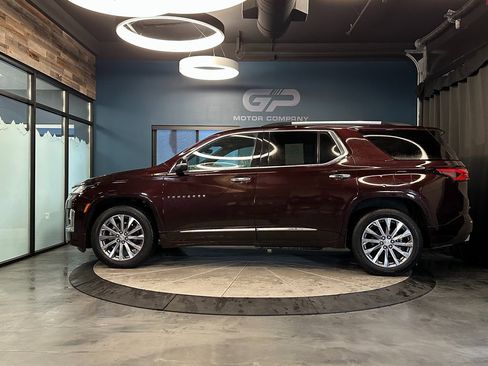 Used 2023 Chevrolet Traverse Premier image 6