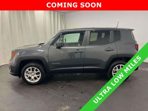 Certified 2023 Jeep Renegade Latitude AWD/4WD image 8