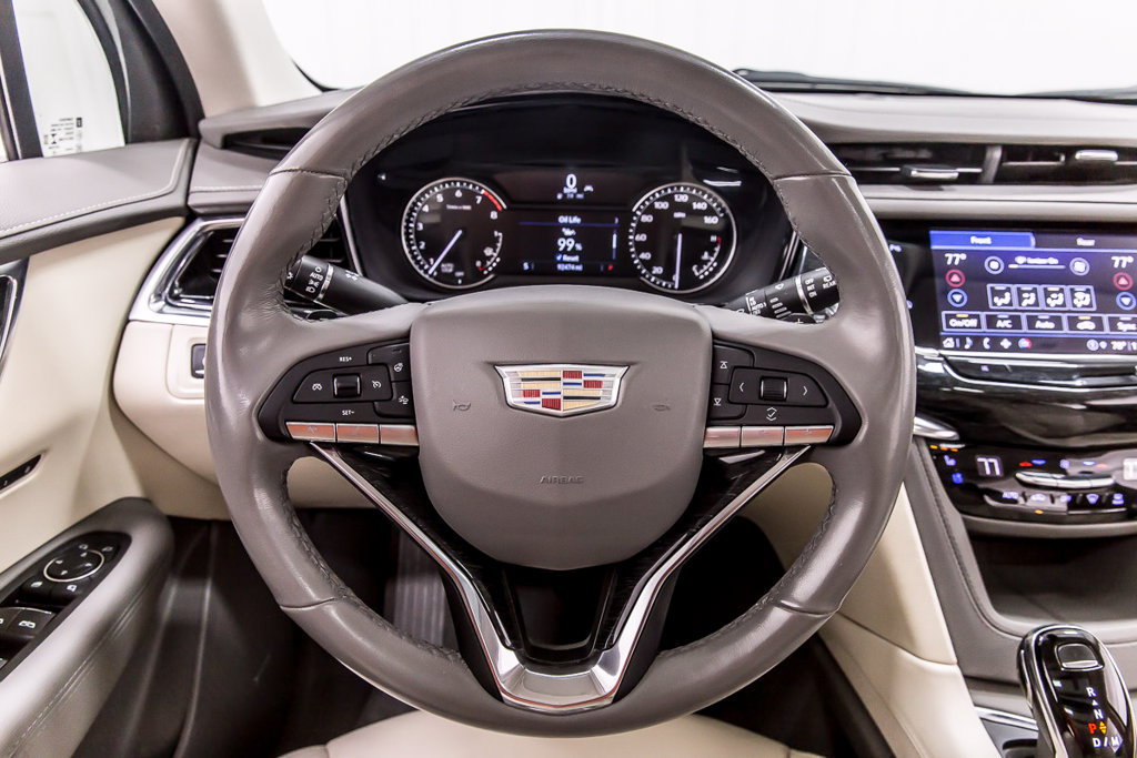 Used 2022 Cadillac XT6 Premium Luxury FWD image 21