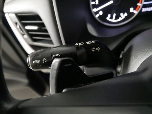 Used 2023 Nissan Rogue S AWD/4WD image 32