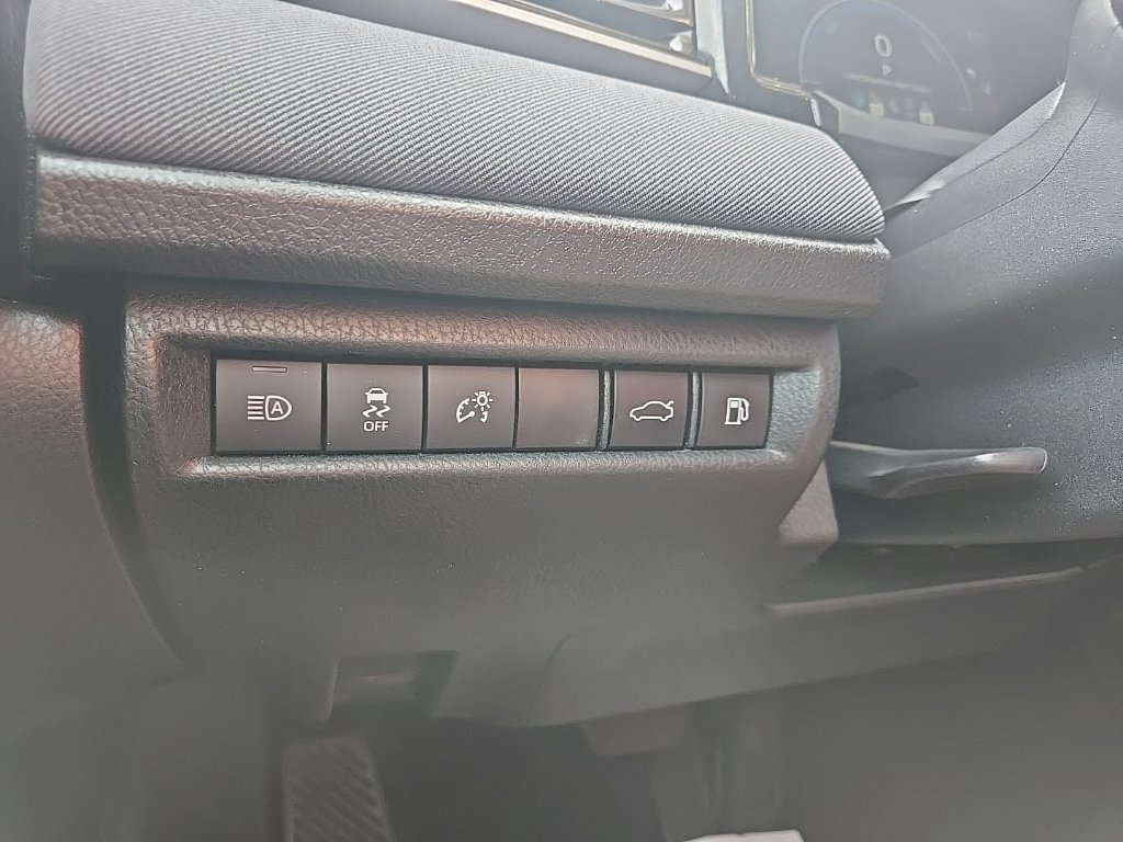 Used 2025 Toyota Camry LE FWD image 13