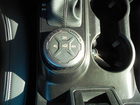 Used 2021 Ford Bronco Outer Banks image 13