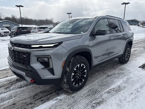 New 2026 Chevrolet Traverse Z71 w/ Driver Confidence Package image 8