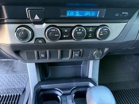 Used 2023 Toyota Tacoma SR AWD/4WD image 28