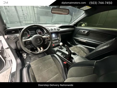 Used 2016 Ford Mustang Shelby GT350 w/ Technology Package image 17