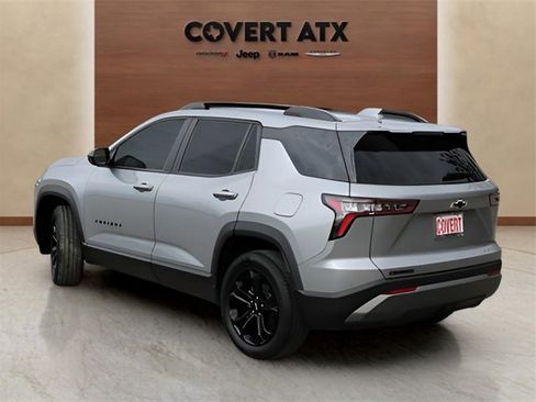 Used 2025 Chevrolet Equinox LT w/ Midnight Edition image 3