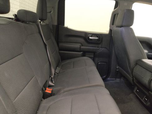 Used 2019 Chevrolet Silverado 1500 Custom w/ Custom Convenience Package image 19