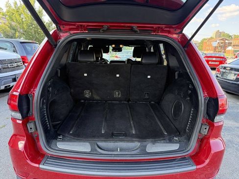 Used 2017 Jeep Grand Cherokee Trailhawk AWD/4WD image 10
