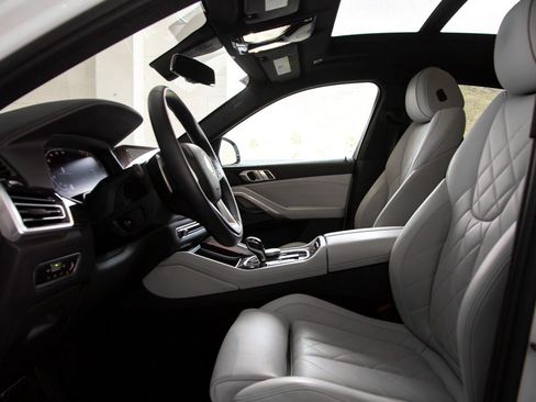 Certified 2023 BMW X6 xDrive40i w/ Premium Package image 14