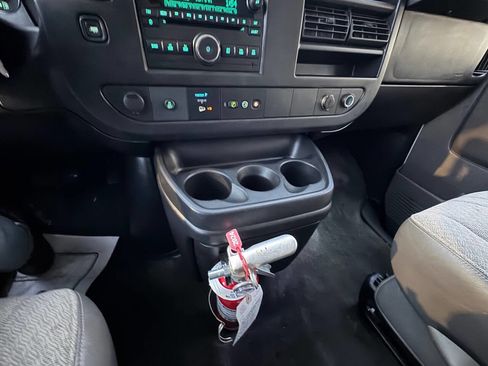 Used 2012 Chevrolet Express 2500 LT w/ LT Preferred Equipment Group image 28