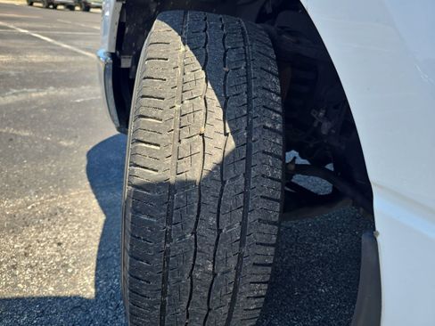 Used 2014 Ford F150 XLT w/ Equipment Group 302A Luxury RWD image 27