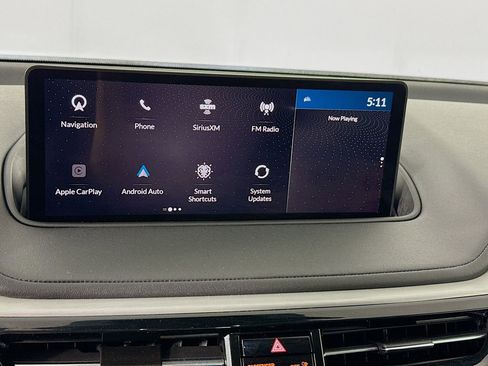 Used 2023 Acura MDX SH-AWD w/ Technology Package image 16