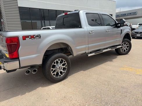 Used 2022 Ford F250 Lariat w/ Lariat Value Package AWD/4WD image 3