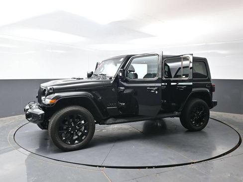 Used 2023 Jeep Wrangler Unlimited Sahara AWD/4WD image 57