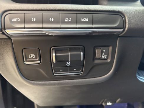 Used 2021 Cadillac Escalade Sport image 17