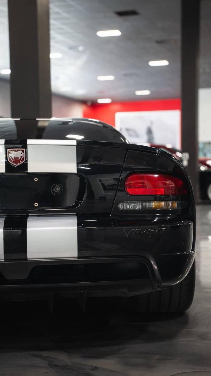 Used 2006 Dodge Viper SRT-10 RWD image 37