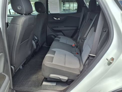 Used 2024 Chevrolet Blazer LT w/ Convenience Package FWD image 14