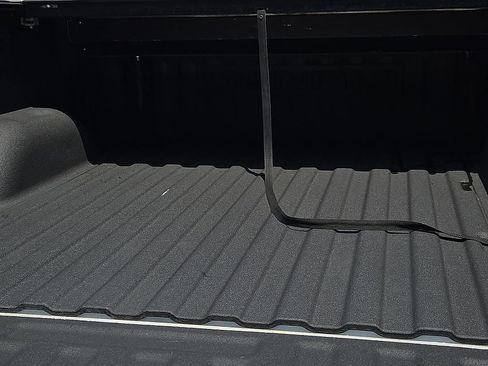 Used 2017 GMC Sierra 1500 Denali AWD/4WD image 9