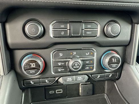 Certified 2024 Chevrolet Tahoe LT image 11