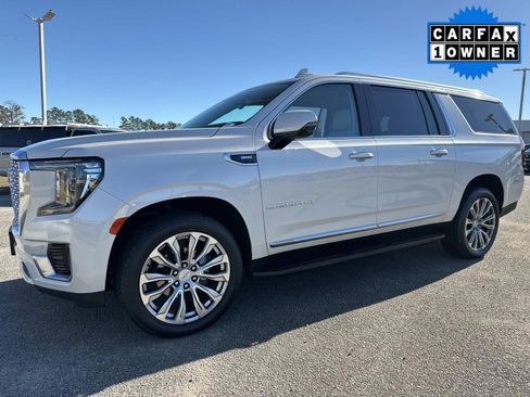 Used 2021 GMC Yukon XL Denali image 8