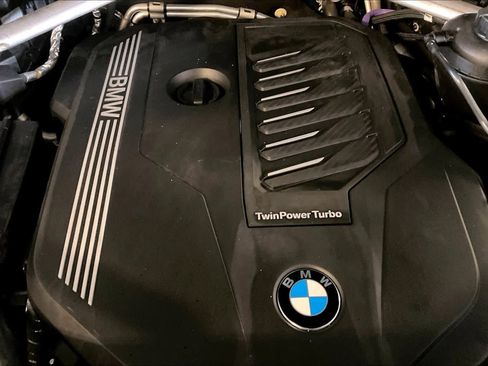 Used 2023 BMW X5 xDrive40i w/ M Sport Package AWD/4WD image 29