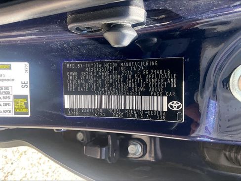 Used 2025 Toyota Corolla LE FWD image 34