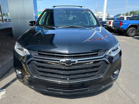 Used 2020 Chevrolet Traverse Premier w/ Redline Edition AWD/4WD image 2