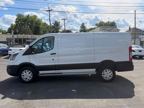 Used 2024 Ford Transit 250 Low Roof w/ Exterior Upgrade Package RWD image 8