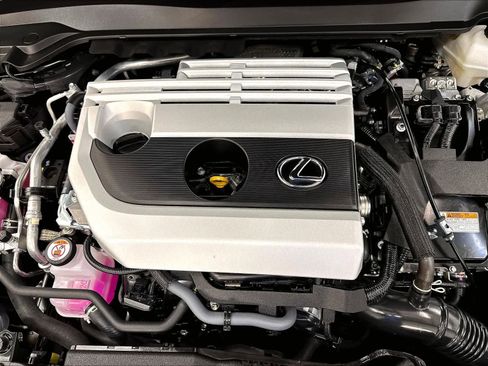 Used 2024 Lexus UX 250h FWD image 34