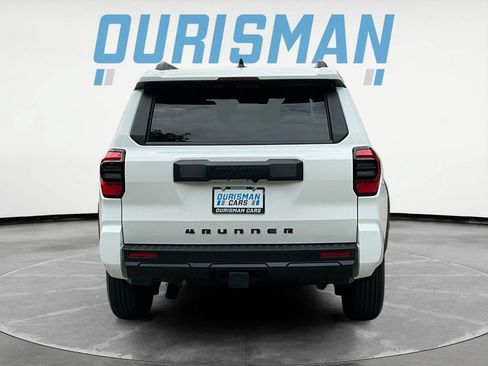 Used 2026 Toyota 4Runner SR5 AWD/4WD image 7
