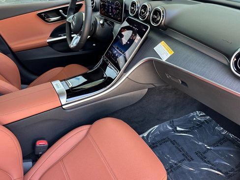 New 2025 Mercedes-Benz C 300 Sedan image 9