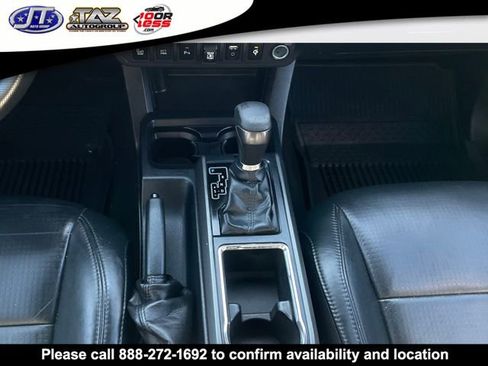 Used 2019 Toyota Tacoma TRD Off-Road image 16