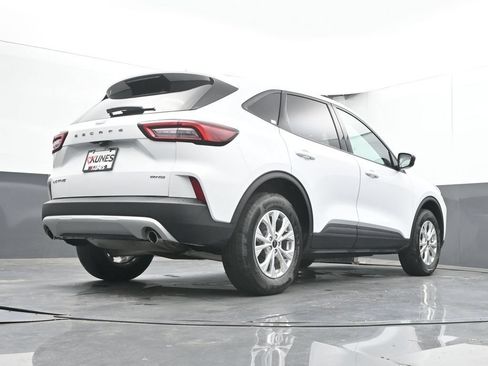 Used 2025 Ford Escape Active AWD/4WD image 43