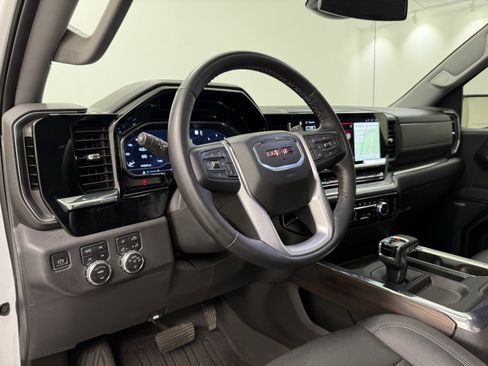 Used 2023 GMC Sierra 1500 SLT w/ SLT Premium Package image 17