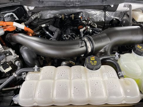 Used 2024 Ford F150 XLT w/ Equipment Group 302A MID image 17