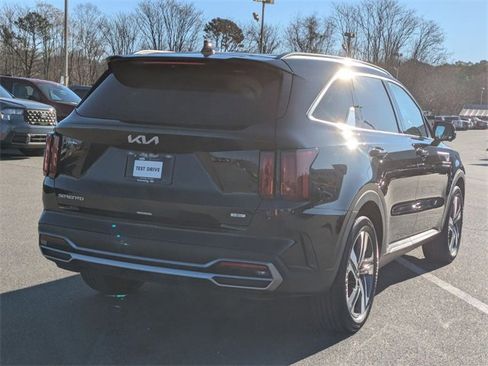 Used 2024 Kia Sorento SX Prestige image 3