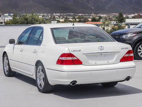 Used 2005 Lexus LS 430 RWD image 4