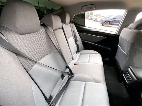 Used 2025 Toyota Camry LE FWD image 19