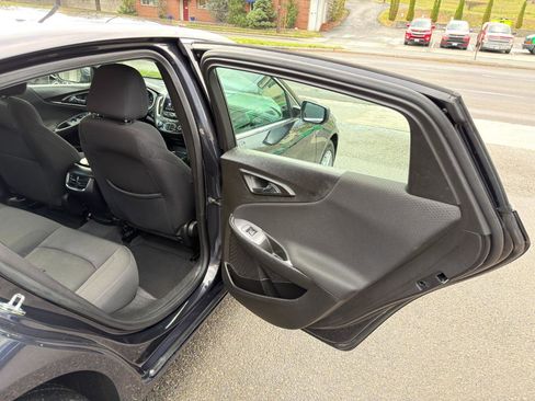 Used 2023 Chevrolet Malibu LT image 17