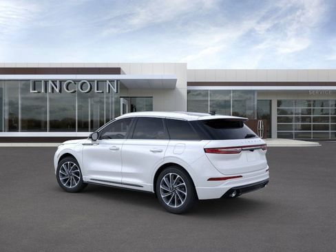 New 2024 Lincoln Corsair Grand Touring image 4