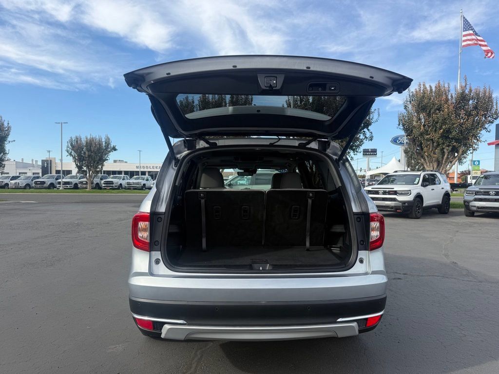 Used 2021 Honda Pilot Elite image 16
