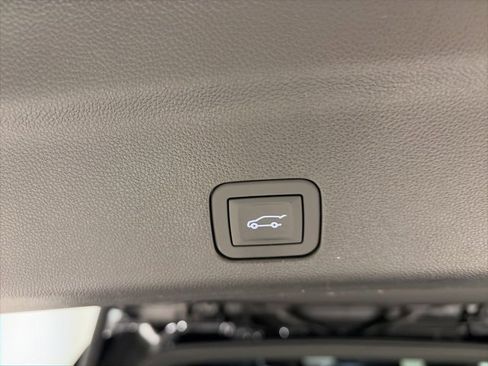 New 2026 Chevrolet Suburban High Country w/ Sun And Tow Package image 17