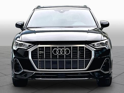 Used 2023 Audi Q3 2.0T Premium Plus w/ Premium Plus Package AWD/4WD image 4