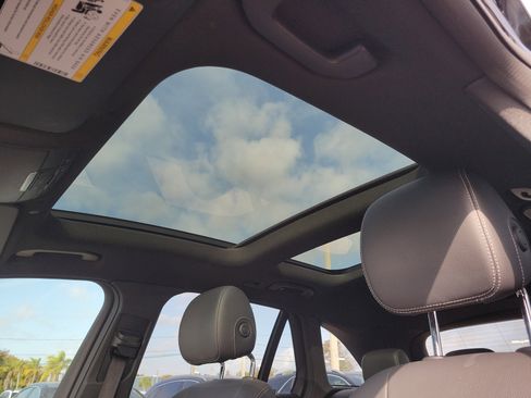 Certified 2020 Mercedes-Benz GLC 300 image 34