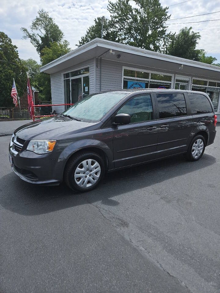 Used 2017 Dodge Grand Caravan SE w/ Power Window Group FWD image 10