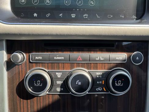 Used 2017 Land Rover Range Rover Supercharged image 17