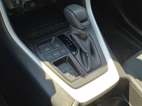 Used 2025 Toyota RAV4 LE FWD image 12