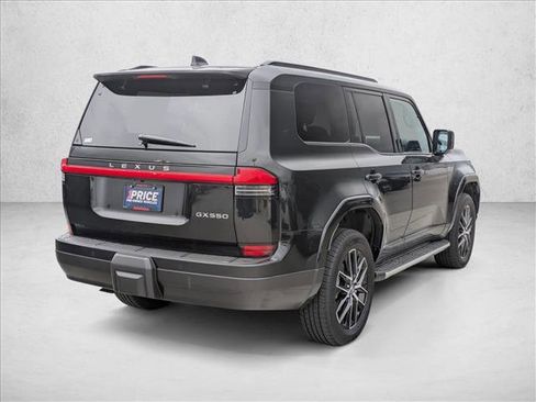 Used 2026 Lexus GX 550 w/ Accessory Package (2T) AWD/4WD image 5