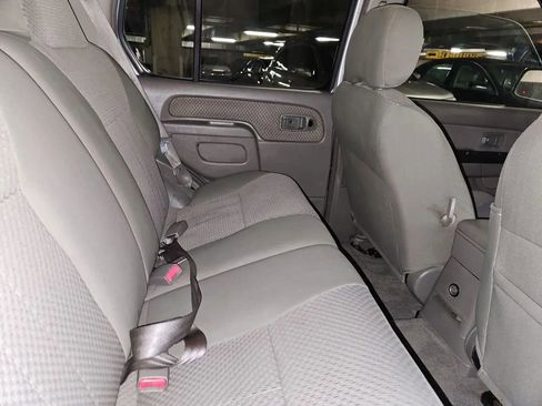 Used 2004 Nissan Xterra XE image 9